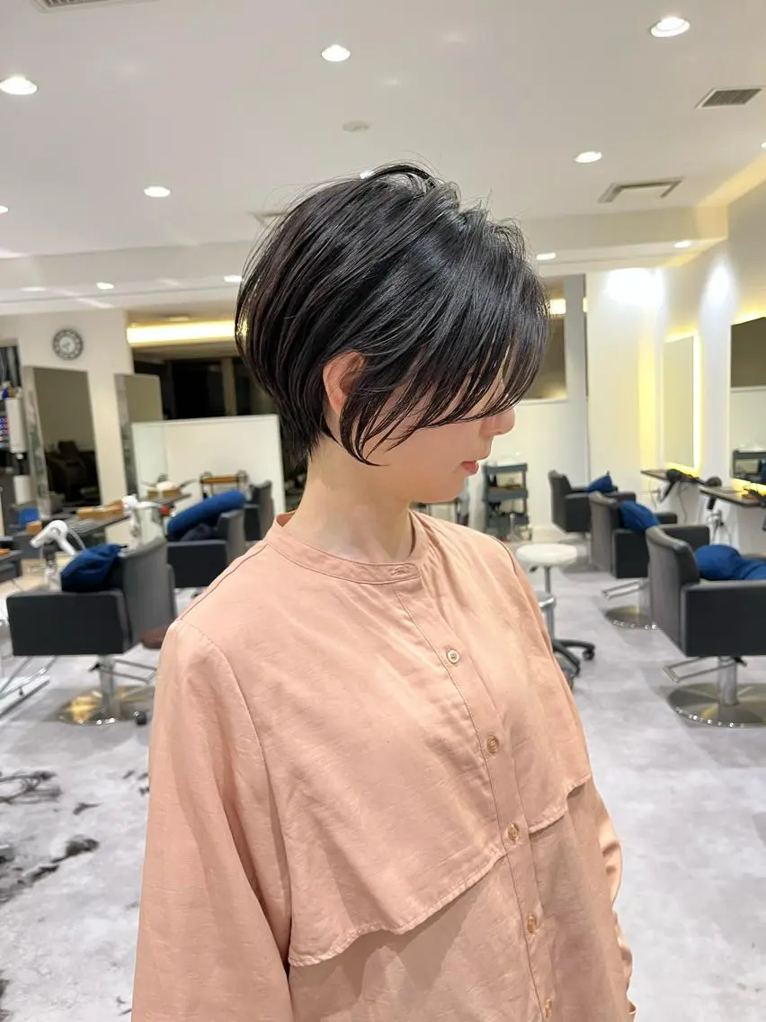 ショート カット 襟足でお悩みの方✂︎ くびれ職人ハシモトのヘアスタイル
