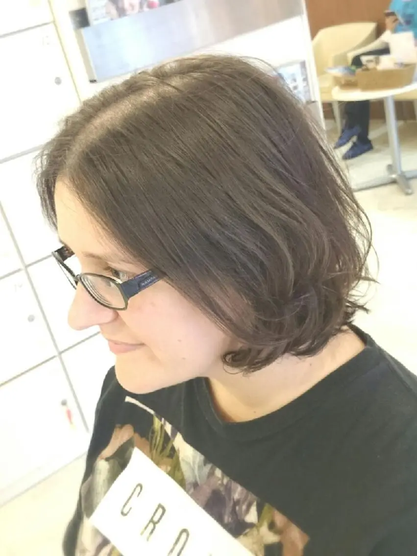 ショート レイヤーカット 浦川 敬太のヘアスタイル