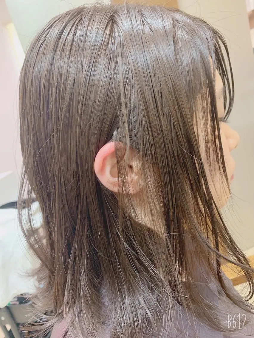 セミロング 鈴木 健太のヘアスタイル