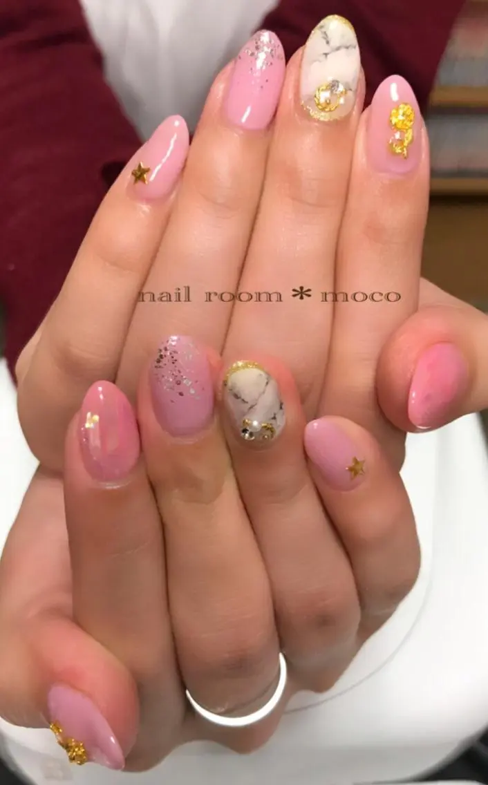 ネイル ラメ(グリッター) nailroom mocoのネイルデザイン