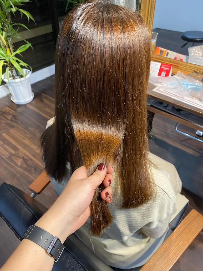 セミロング カラー ヘアアレンジ 髪質改善 縮毛矯正 酸性ストレート カット ヘアカラー 縮毛矯正 トリートメント レイヤーカット×髪質 改善🇰🇷シオリのヘアスタイル