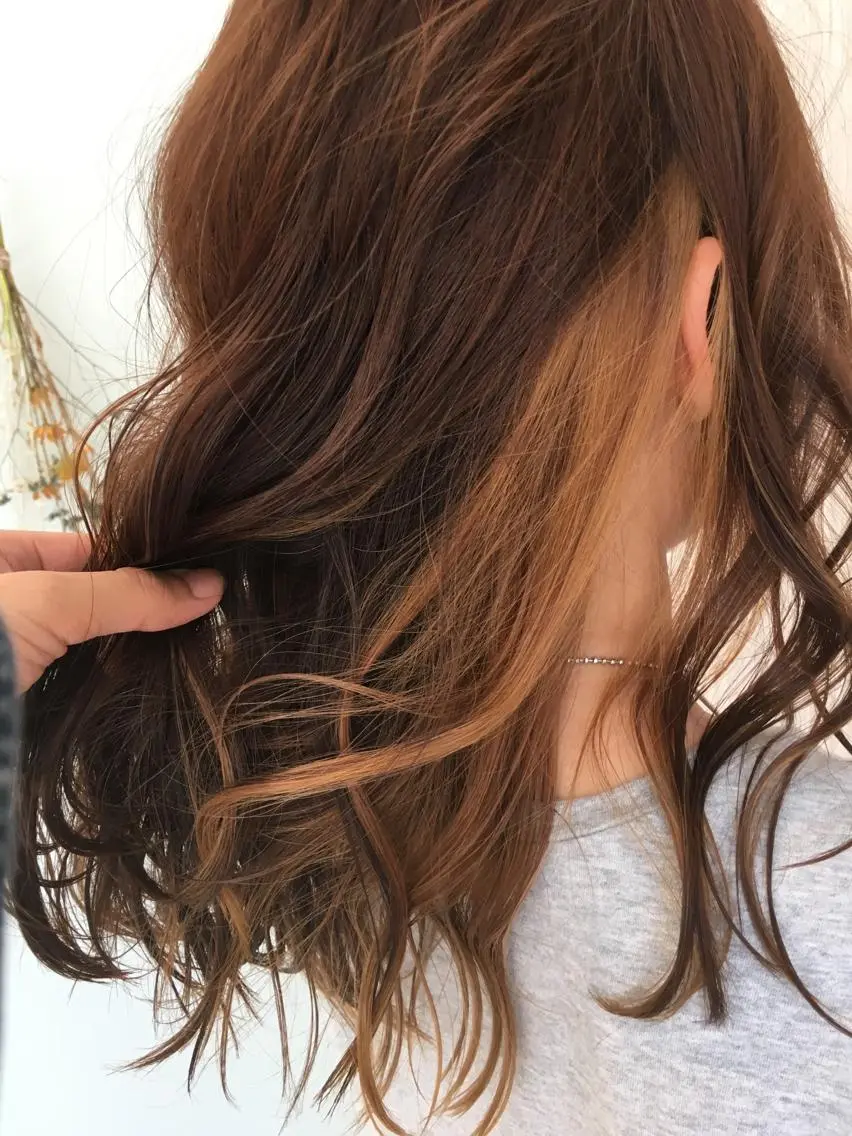 セミロング カラー ブロンド ブラウンカラー ヘアカラー ハイトーン/ブリーチ 山崎 悠次のヘアスタイル