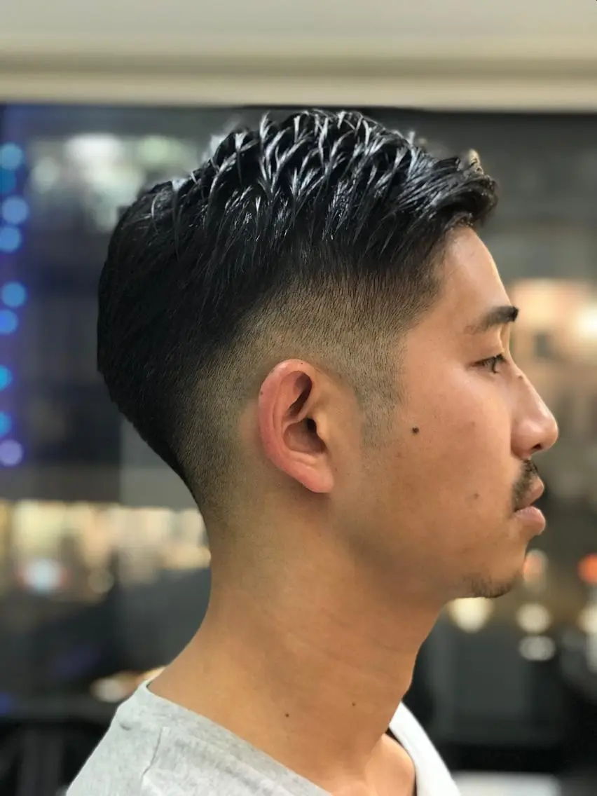 ショート メンズ フェードカット 國井 慎吾のヘアスタイル