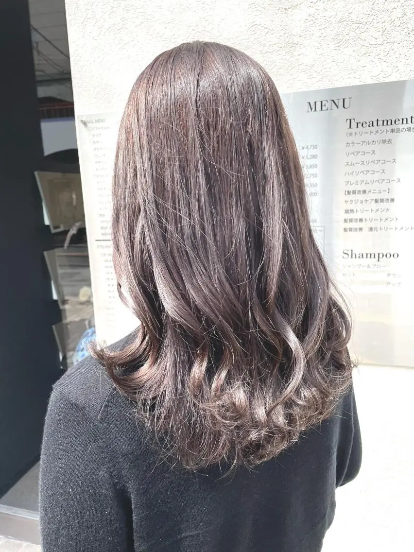 ミディアム カット ヘアカラー 島 りょう太郎のヘアスタイル