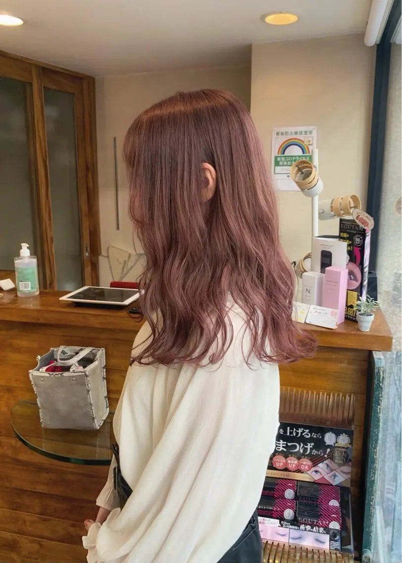 セミロング カラー ベージュカラー ピンクカラー ピンクベージュ ヘアカラー トリートメント 矢野 晃平のヘアスタイル