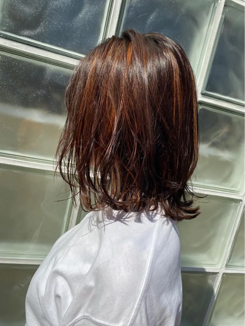 カラー ○HITOMI ○のヘアスタイル