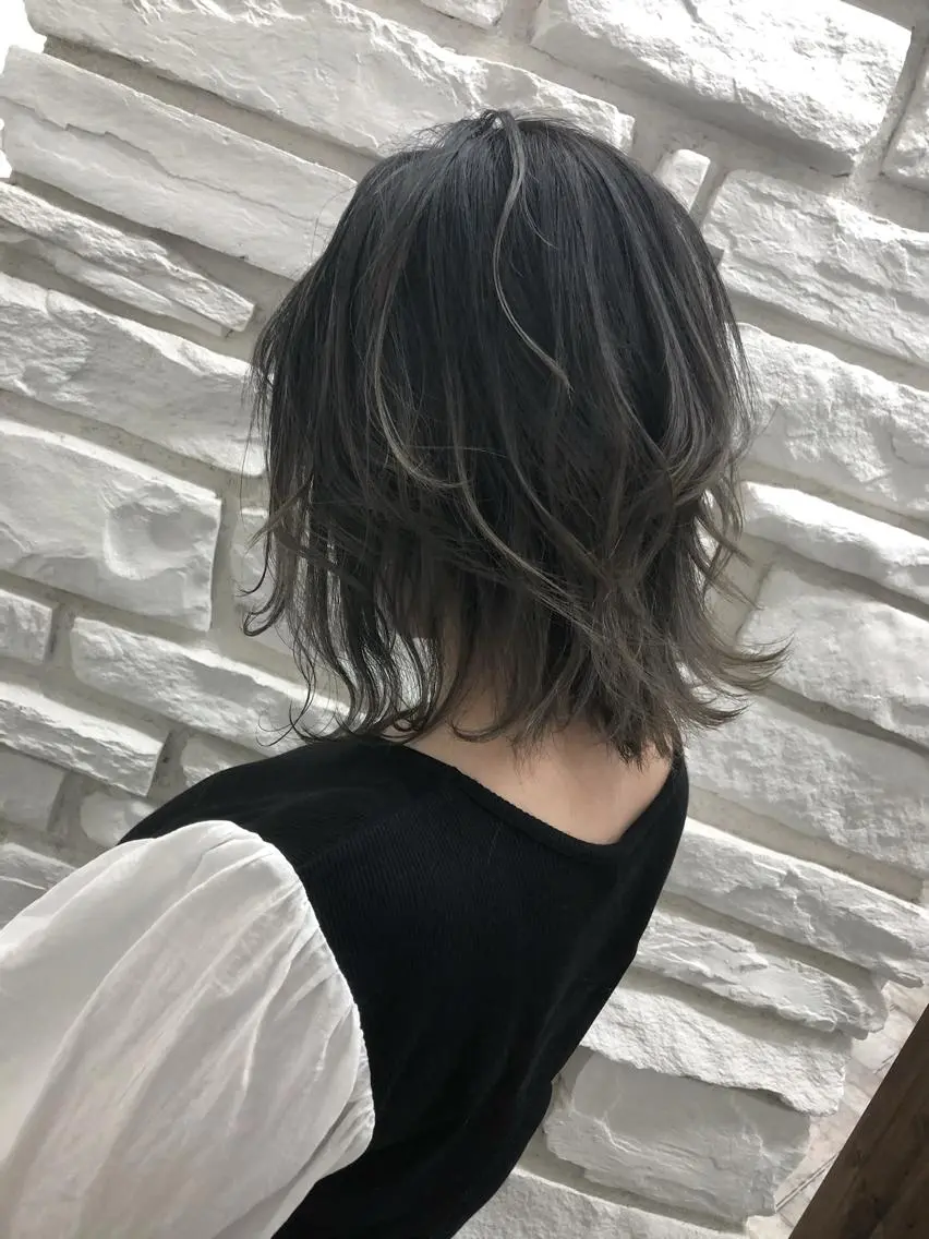ショート ヘアカラー トリートメント 艶髪/ハイトーン Sherryのヘアスタイル
