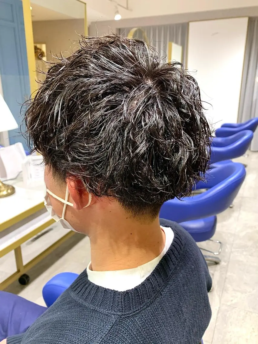 ショート パーマ ヘアアレンジ メンズ メンズパーマ ツイストスパイラルパーマ 波巻きパーマ スパイラルパーマ メンズパーマ職人 加藤 弘貴のヘアスタイル