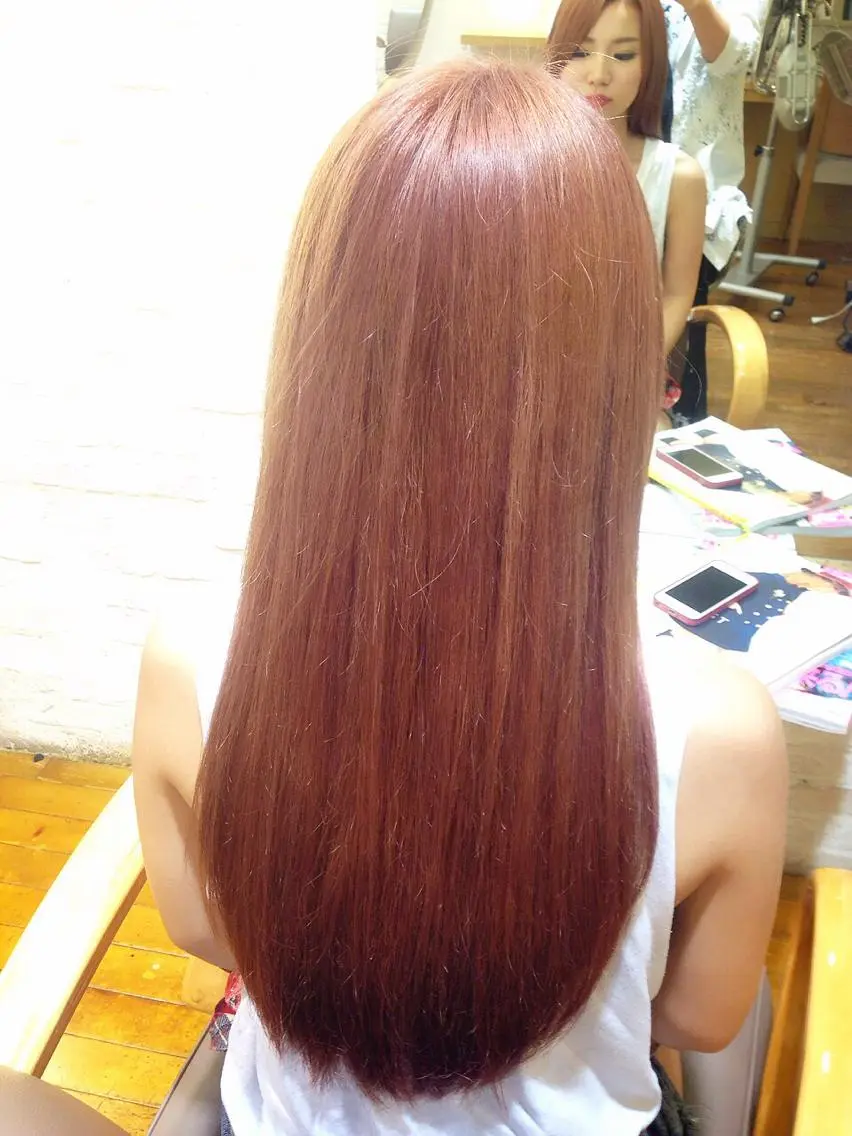 ロング カラー ベージュカラー ピンクカラー ピンクベージュ 加藤 あやみのヘアスタイル