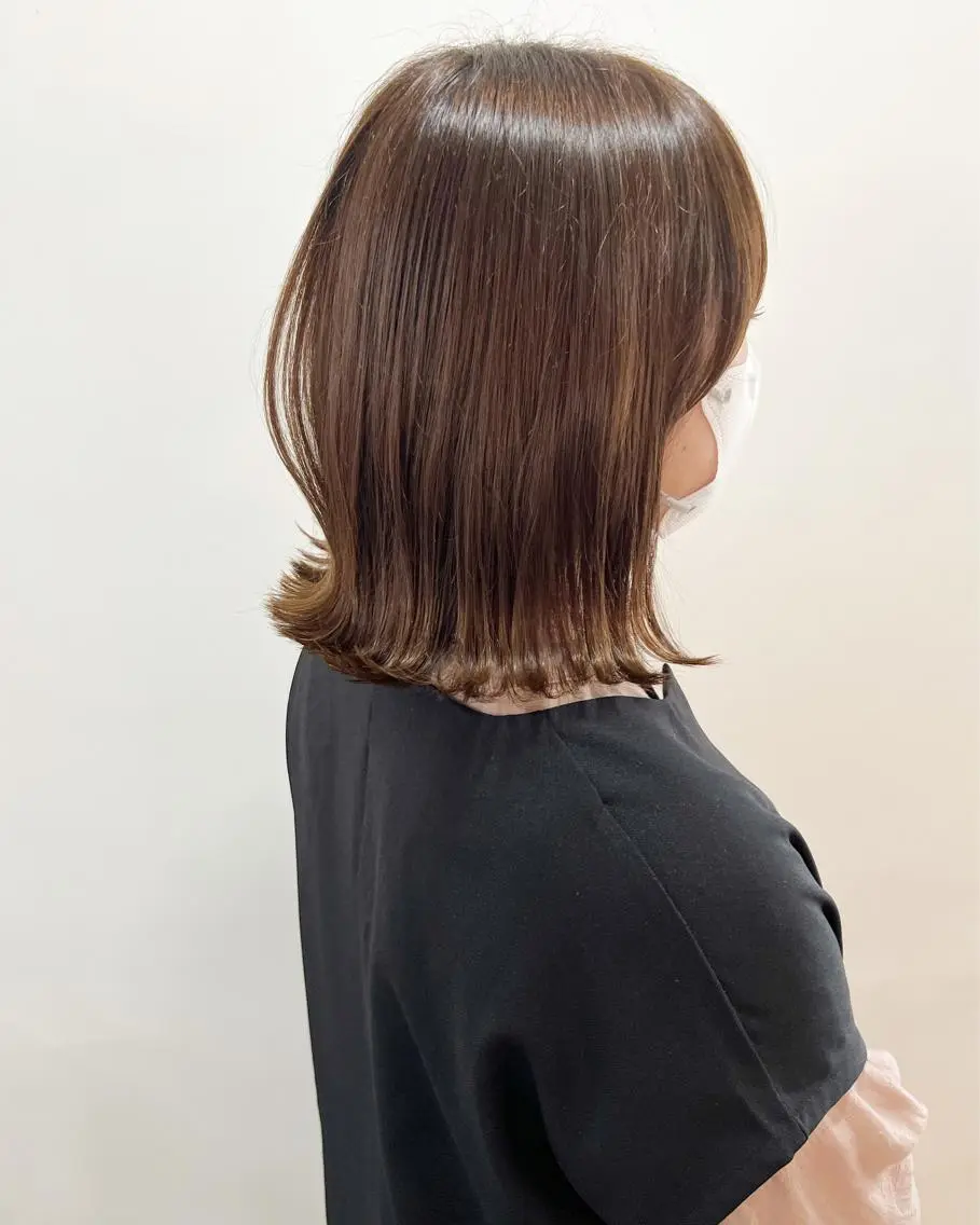 ミディアム 切りっぱなしロブ カット ヘッドスパ WATANABE MISAKIのヘアスタイル