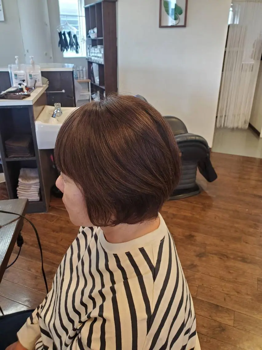 ショート 髪質改善する白髪染め ツヤイロ島田店のヘアスタイル