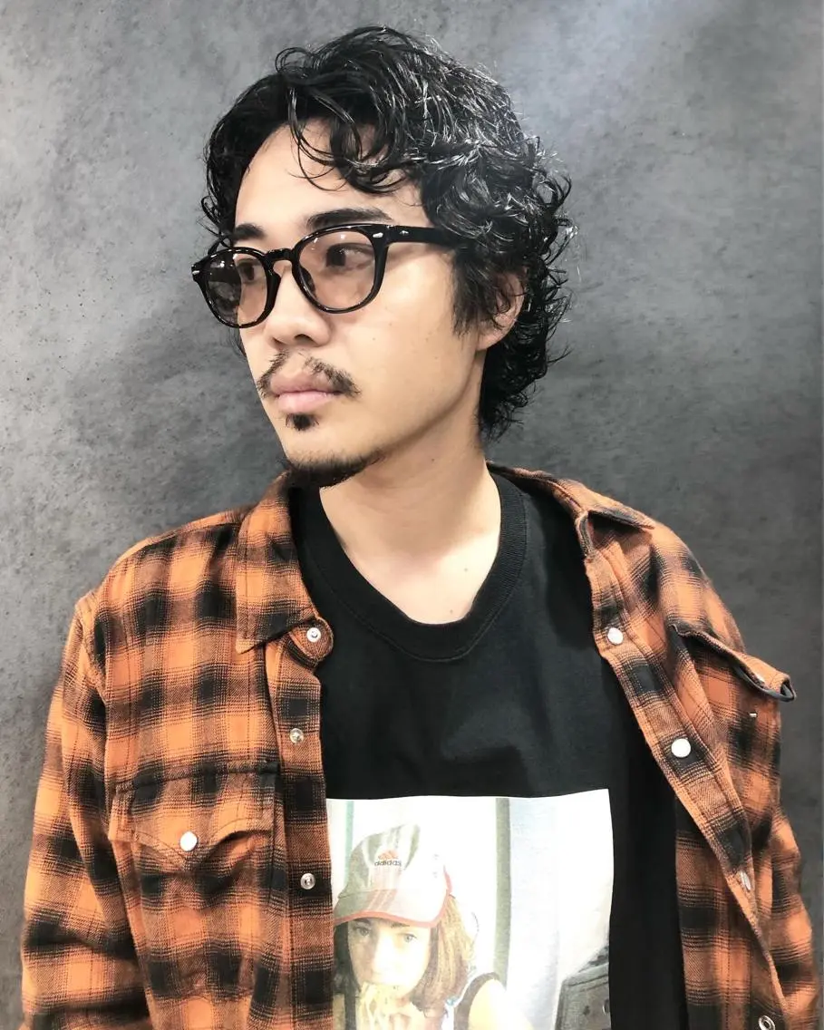パーマ ヘアアレンジ メンズ メンズパーマ カット パーマ トリートメント ヘアセット メンズ特化✂️栗原 侑也のヘアスタイル