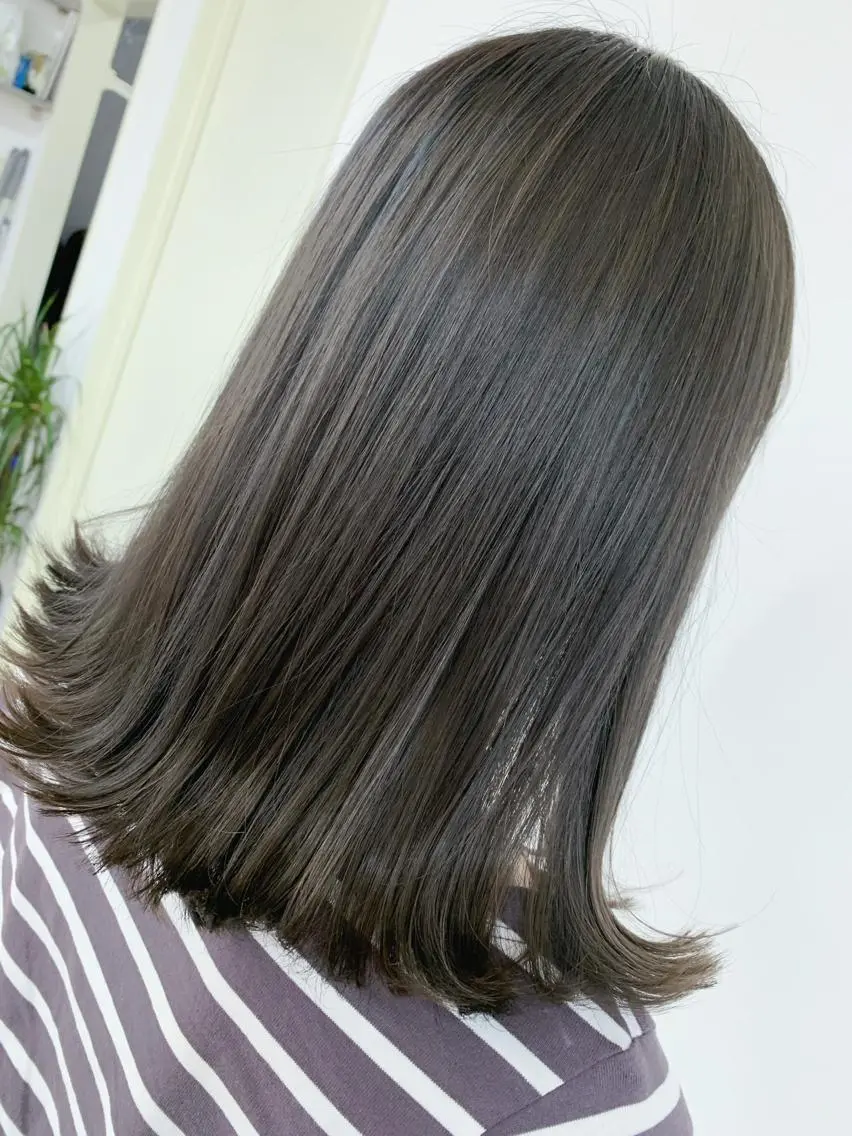 セミロング ヘアカラー トリートメント 🥇近藤 恭輔🥇 Recharme新保のヘアスタイル