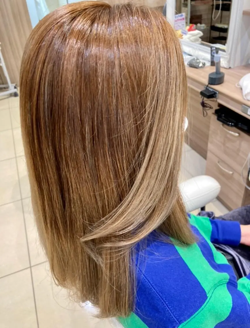 ロング カラー ベージュカラー ダブルカラー ミルキーベージュ 似合わせカラーリスト 佐竹 舞🌼のヘアスタイル
