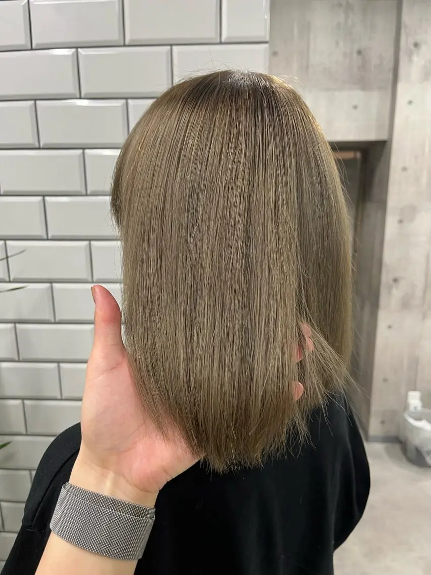 ショート カラー カット ヘアカラー トリートメント ヘアセット newi赤羽 HINATAのヘアスタイル