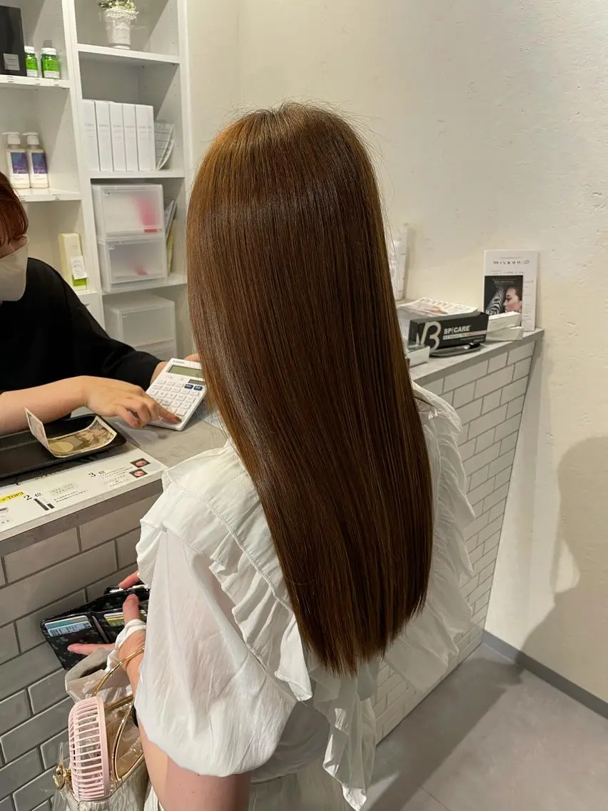 ロング 藤田一輝 【美髪職人】のヘアスタイル