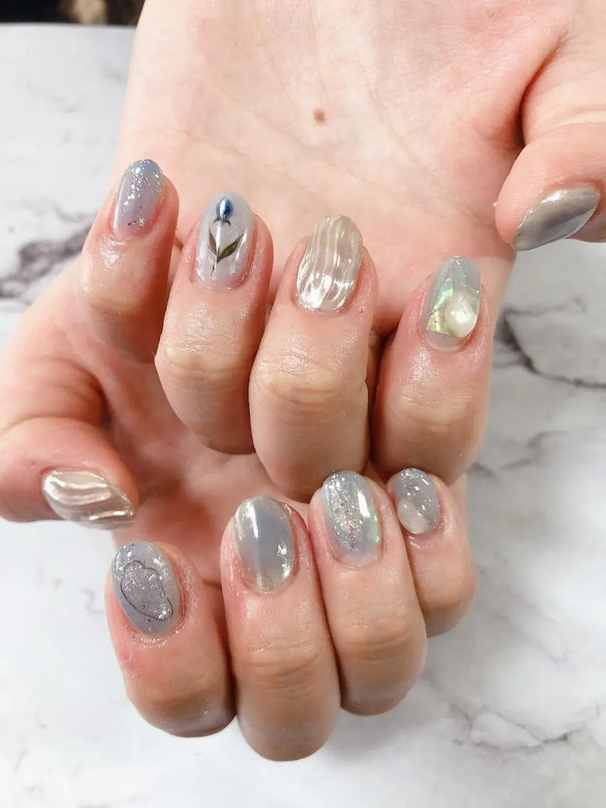 ネイル ブルー ニュアンスネイル kiki nail &brow二子玉川のネイルデザイン