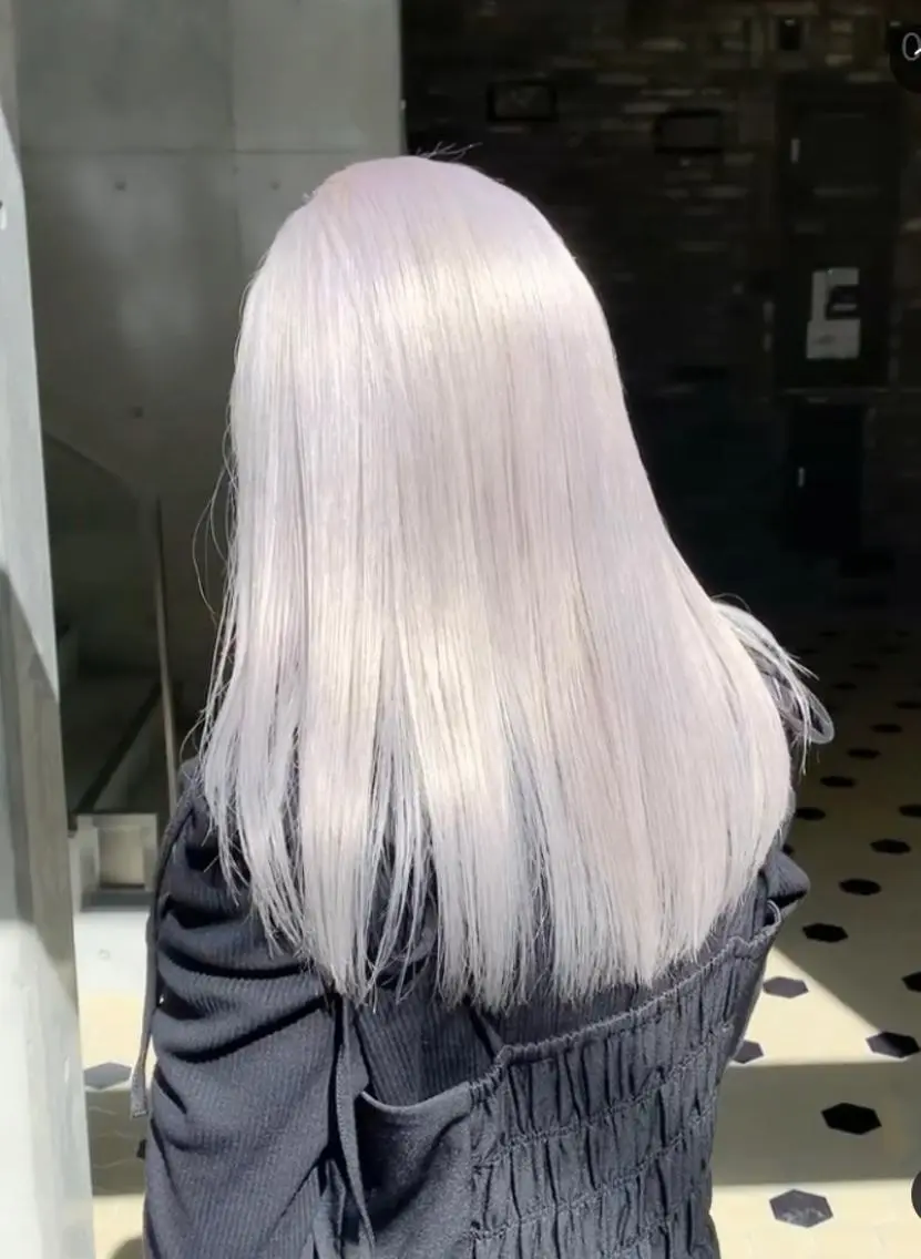 ロング カラー ブリーチ ケアブリーチ 透明感カラー ダブルカラー イヤリングカラー 酸性ストレート/ブリ ーチなしWカラー河本のヘアスタイル