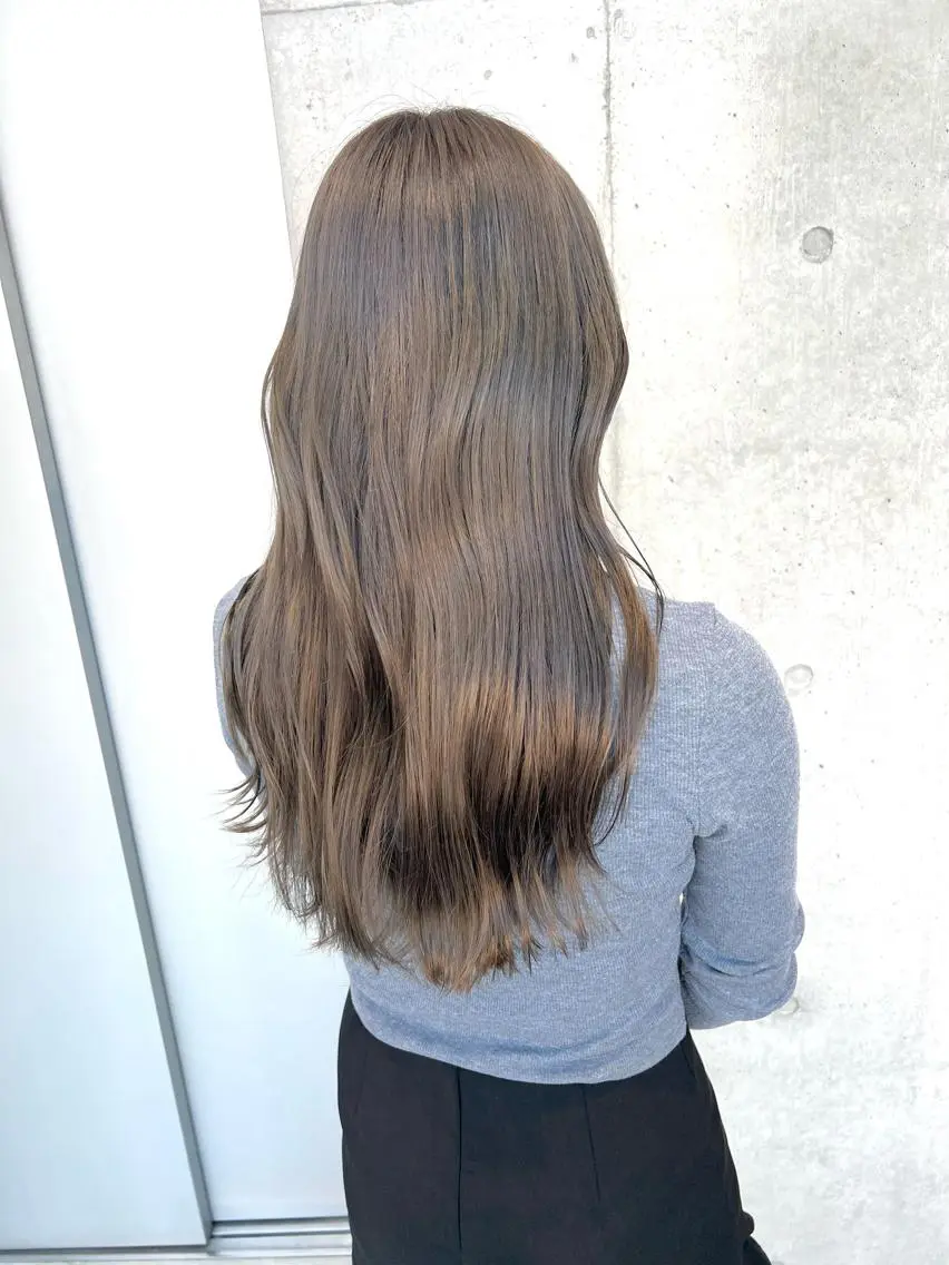 ロング カラー カット ヘアカラー トリートメント 赤みゼロ/透明感 カラー🌿KANTAのヘアスタイル