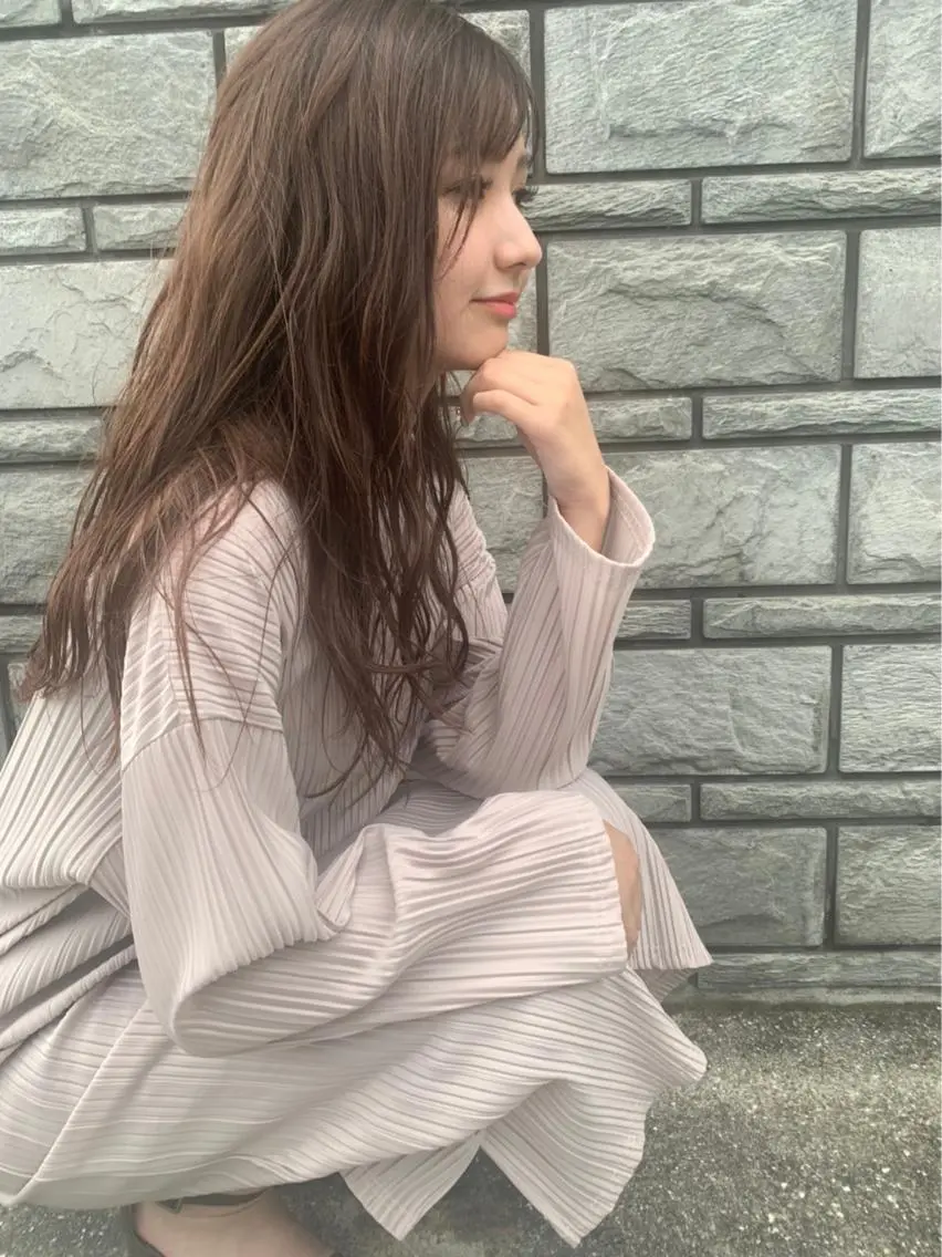 カラー RuLaN AMIのヘアスタイル