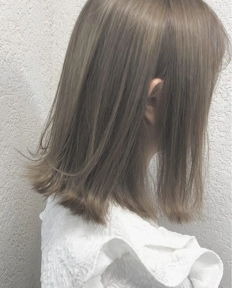 セミロング カラー ベージュカラー 透明感カラー ヘアカラー 🧙『代表』平田 祥己✨のヘアスタイル