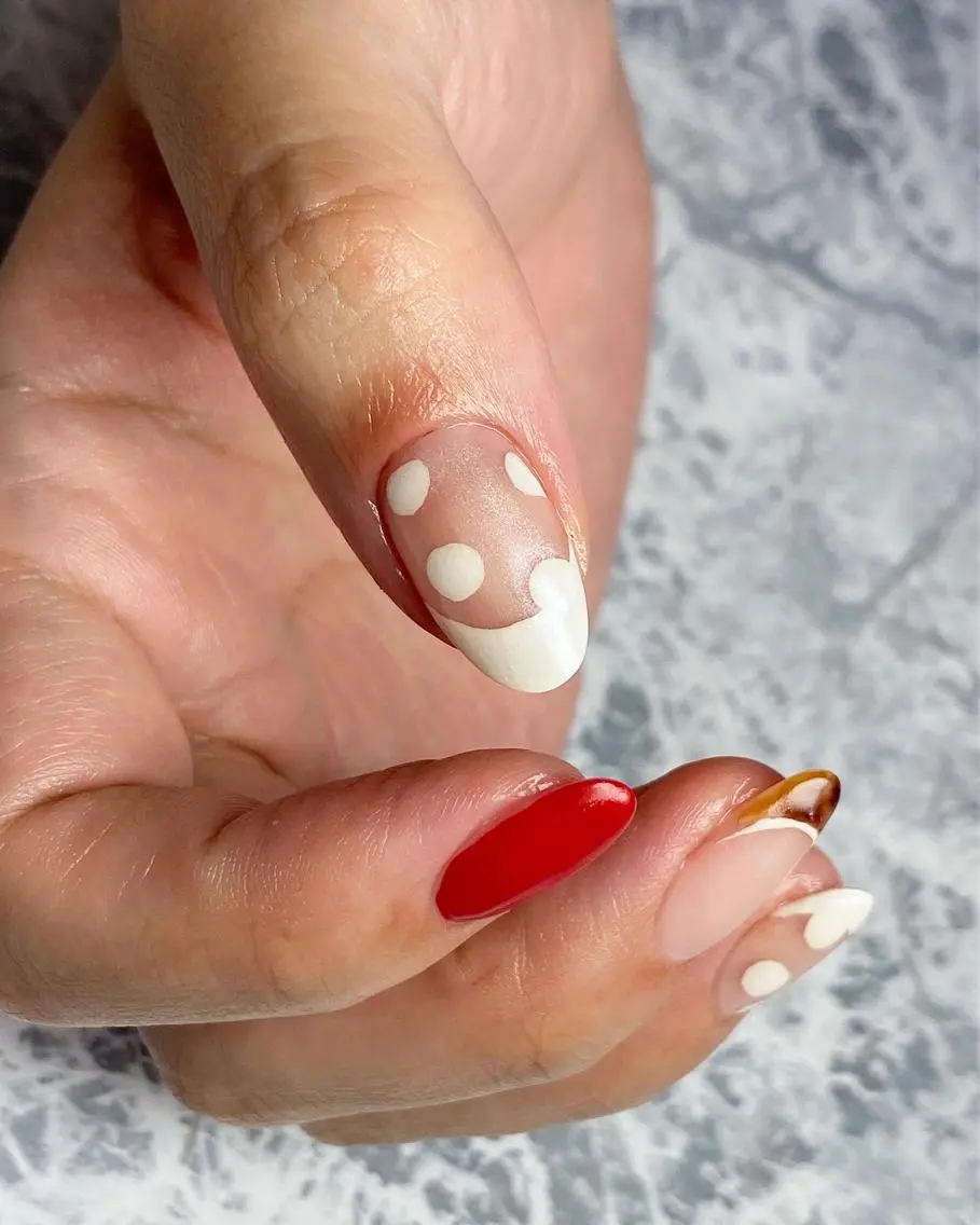 ネイル TOMOMI NAILsのネイルデザイン