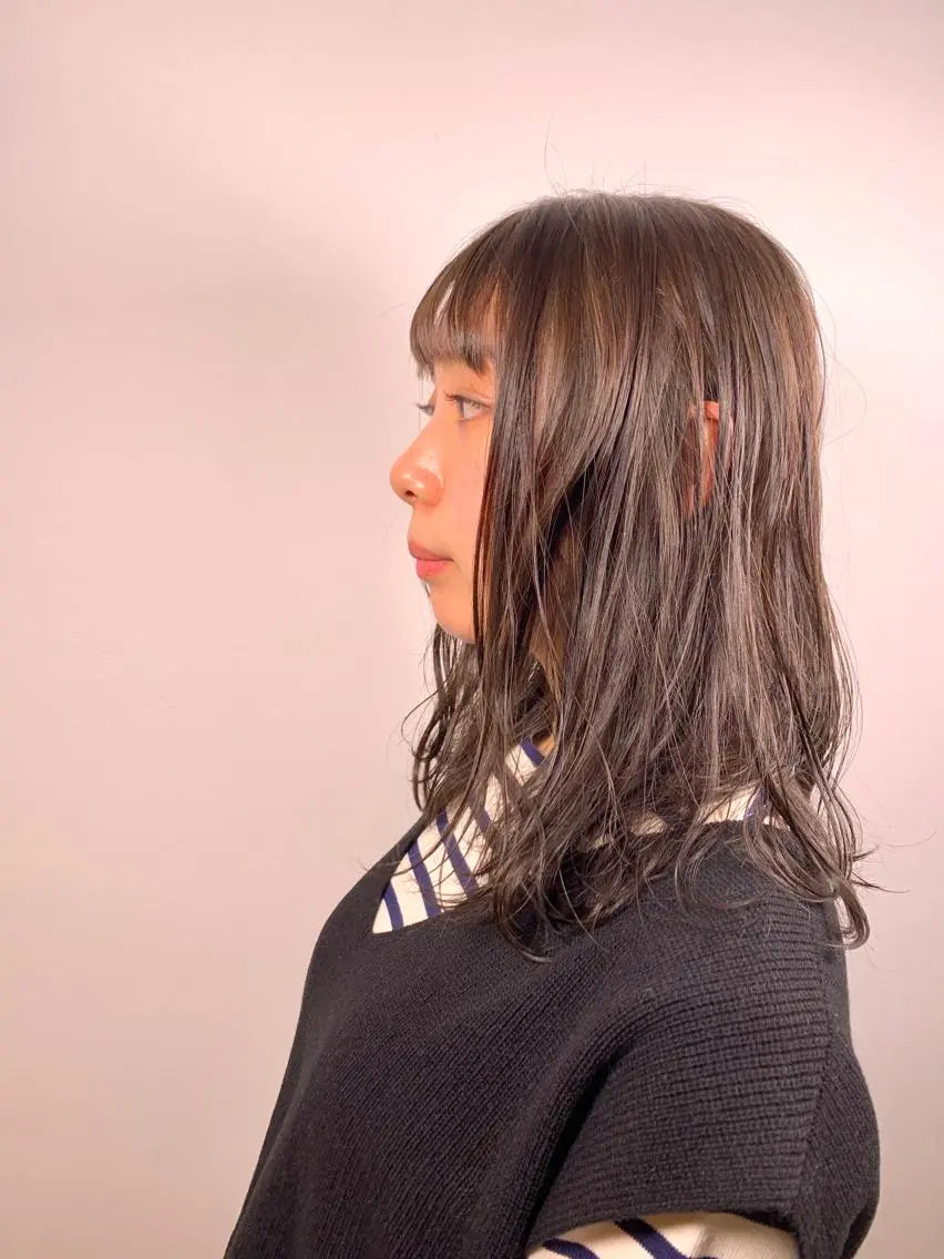 ミディアム カラー ブリーチ 透明感カラー ブリーチなしカラー よしだ とおいのヘアスタイル