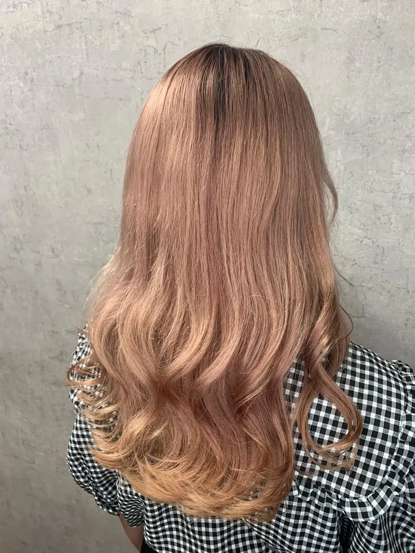 セミロング カット 大島 千怜のヘアスタイル