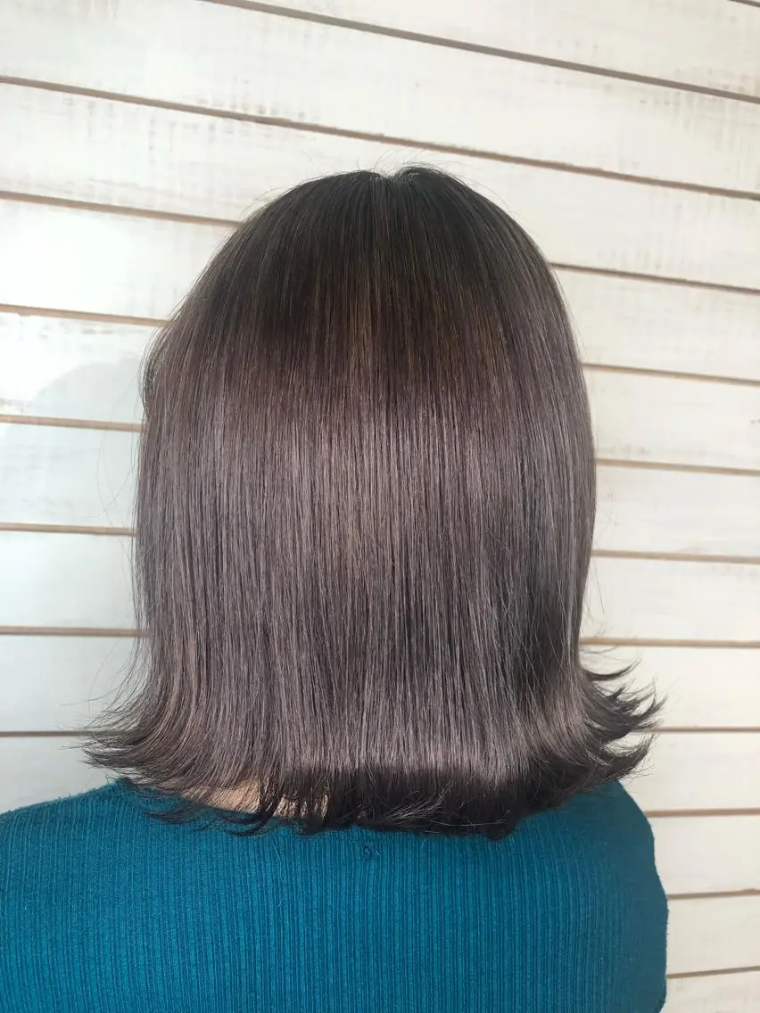 ミディアム カラー グレージュ シルバー カット ヘアカラー 🧡艶髪/エクステ 🫧🧡YUKI❄️のヘアスタイル