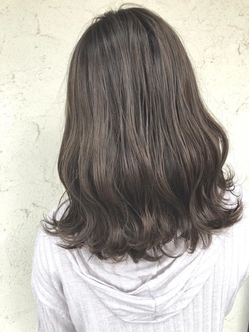 ミディアム カラー 透明感カラー ヘアカラー トリートメント 艶髪育成サロン 京橋　shinのヘアスタイル