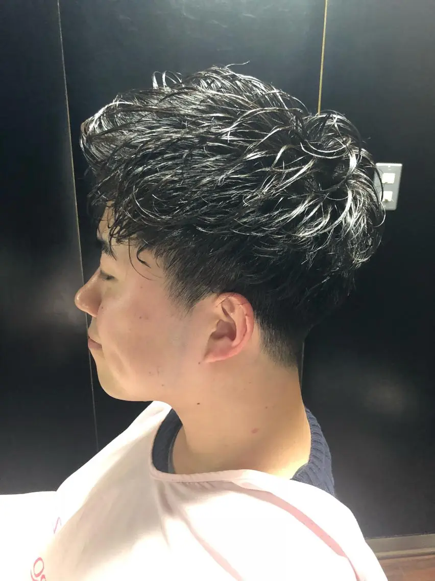 ショート パーマ メンズ 木村 りきのヘアスタイル