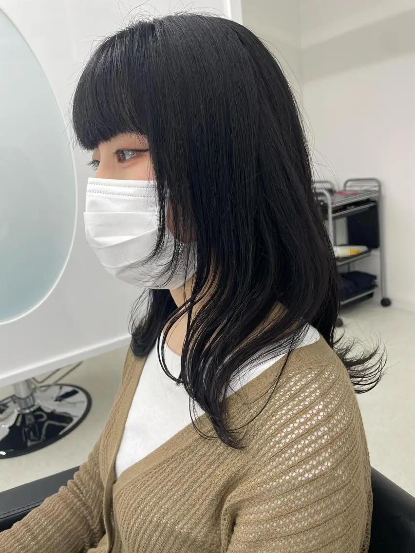 ミディアム カラー カット ヘアカラー トリートメント 冨木 雄斗のヘアスタイル