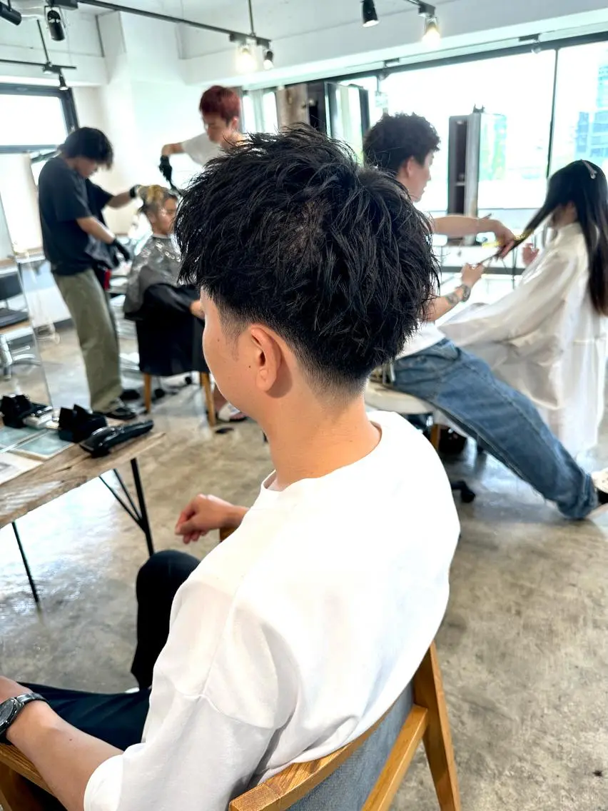 メンズ フェードカット マッシュ メンズパーマ スパイキーショート メンズツイストパーマ カット 骨格補正施術/メンズ 専門美容師/YUYAのヘアスタイル
