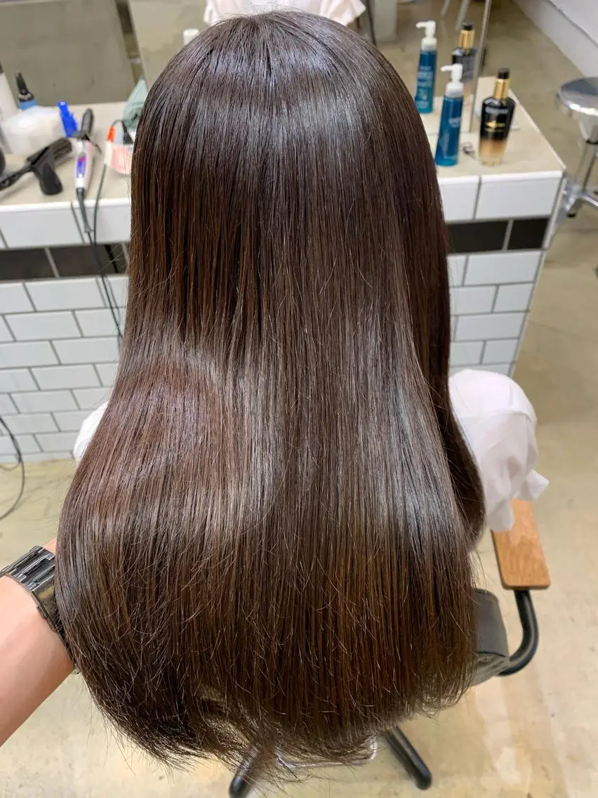 セミロング カラー セミロングパーマ ブリーチ トリートメント トップ スタイリストのヘアスタイル