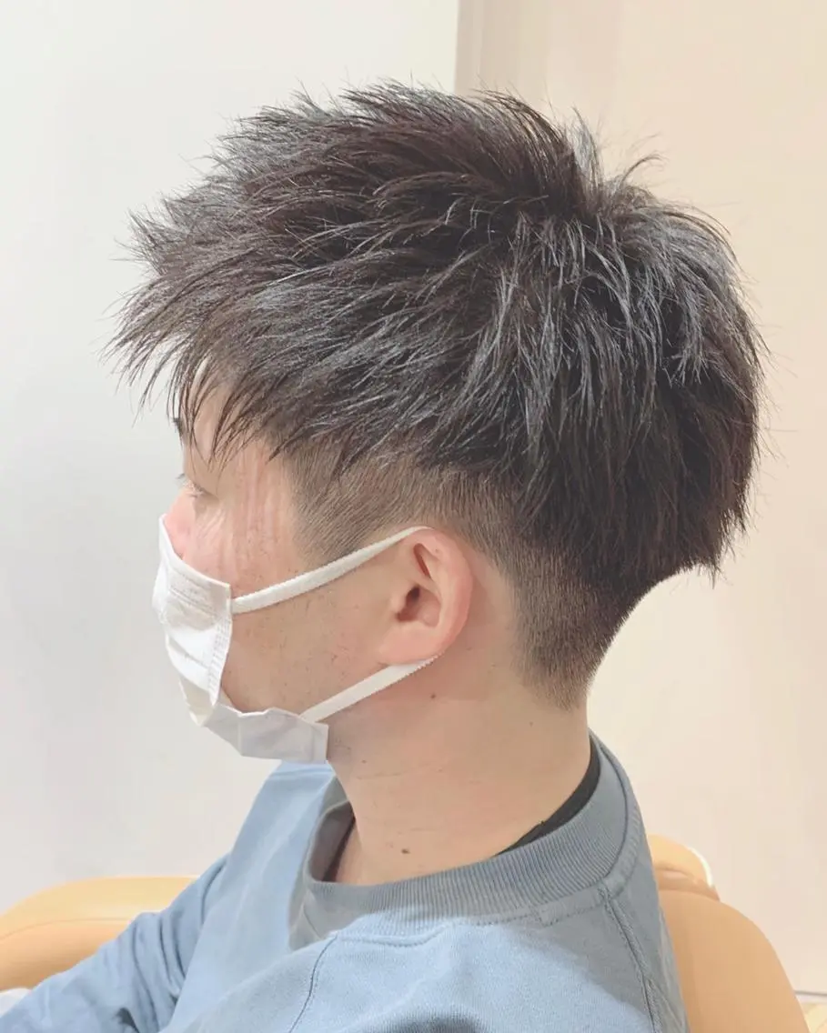 ショート カラー メンズ 学生(メンズ向け) メンズショート ツーブロック 黒髪 外国人風カラー 🌿ヤマグチ ユウキ🌿のヘアスタイル
