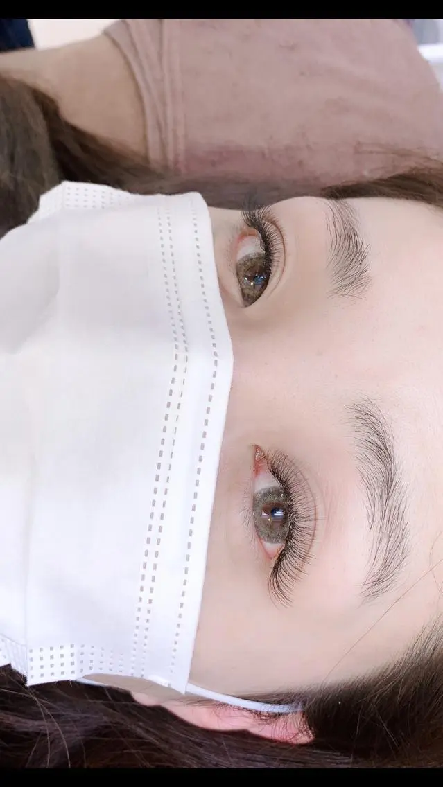 マツエク・マツパ ボリュームラッシュ crib eyelashのマツエク・マツパデザイン