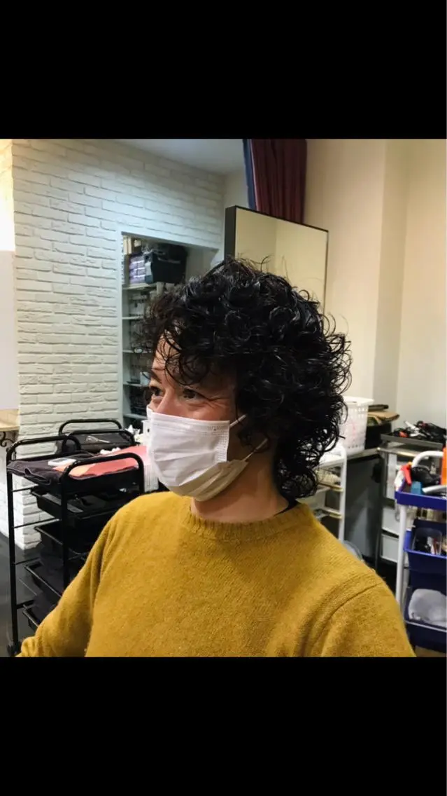 ショート パーマ メンズ カット パーマ 石田 有矢のヘアスタイル