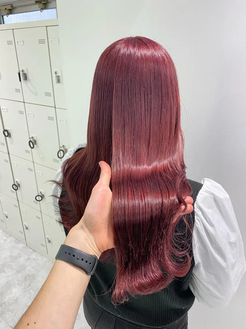 セミロング カラー パーマ ヘアアレンジ ネイル マツエク・マツパ 韓国風ベージュ🤎 赤みなし🌿横浜🤎のヘアスタイル