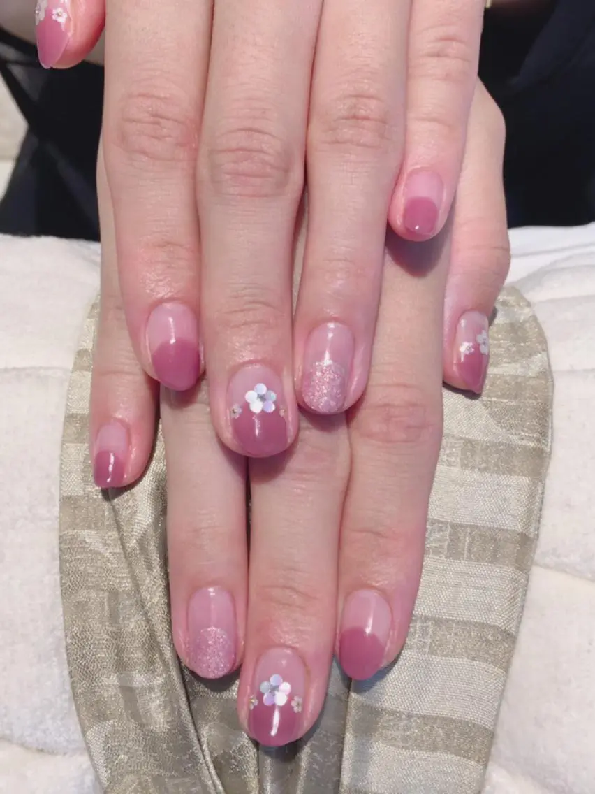 ネイル ビジューバイアクイユ ネイルズ 東中野店のネイルデザイン