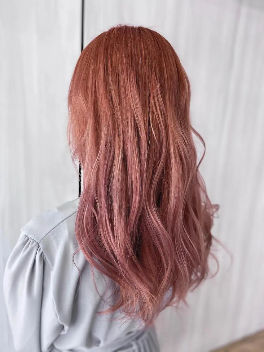 ロング カラー ヘアアレンジ ベージュカラー ピンクカラー ピンクベージュ カット トリートメント 松井 敬太郎のヘアスタイル