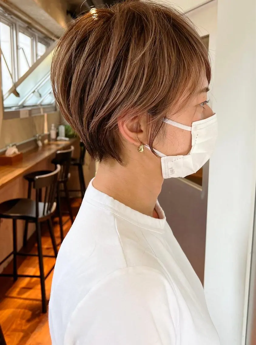 ショート カラー ショートボブ バレイヤージュ ブリーチ ケアブリーチ ダブルカラー 横浜 店長 橋場優のヘアスタイル