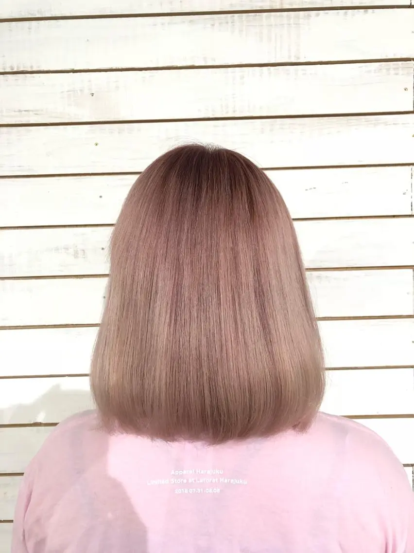 ショート カラー ピンクカラー ホワイトピンク カット ヘアカラー 🧡艶髪/エクステ 🫧🧡YUKI❄️のヘアスタイル
