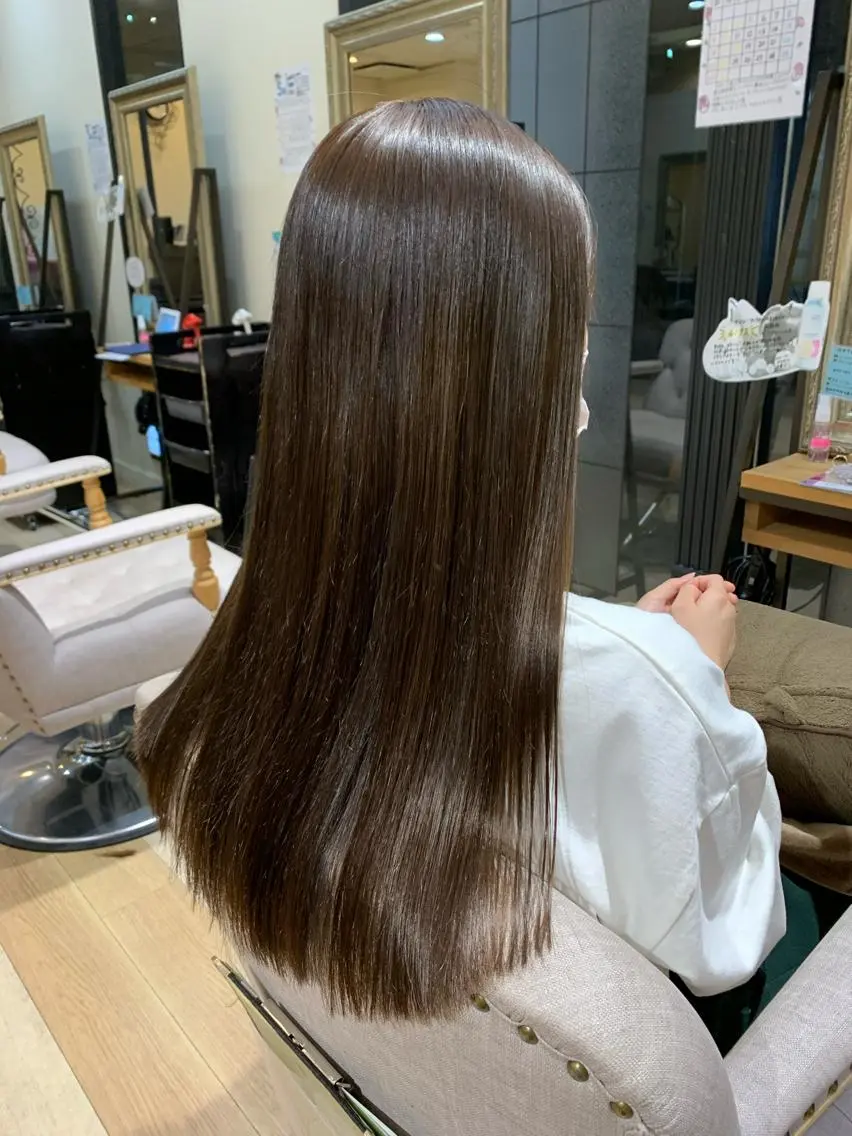 ロング カラー アッシュ ベージュカラー 縮毛矯正 トリートメント 艶髪レイヤー上田 紗也🇰🇷💗のヘアスタイル