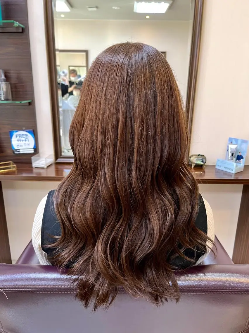ロング アッシュ カット ヘアカラー トリートメント 澤崎 希望のヘアスタイル