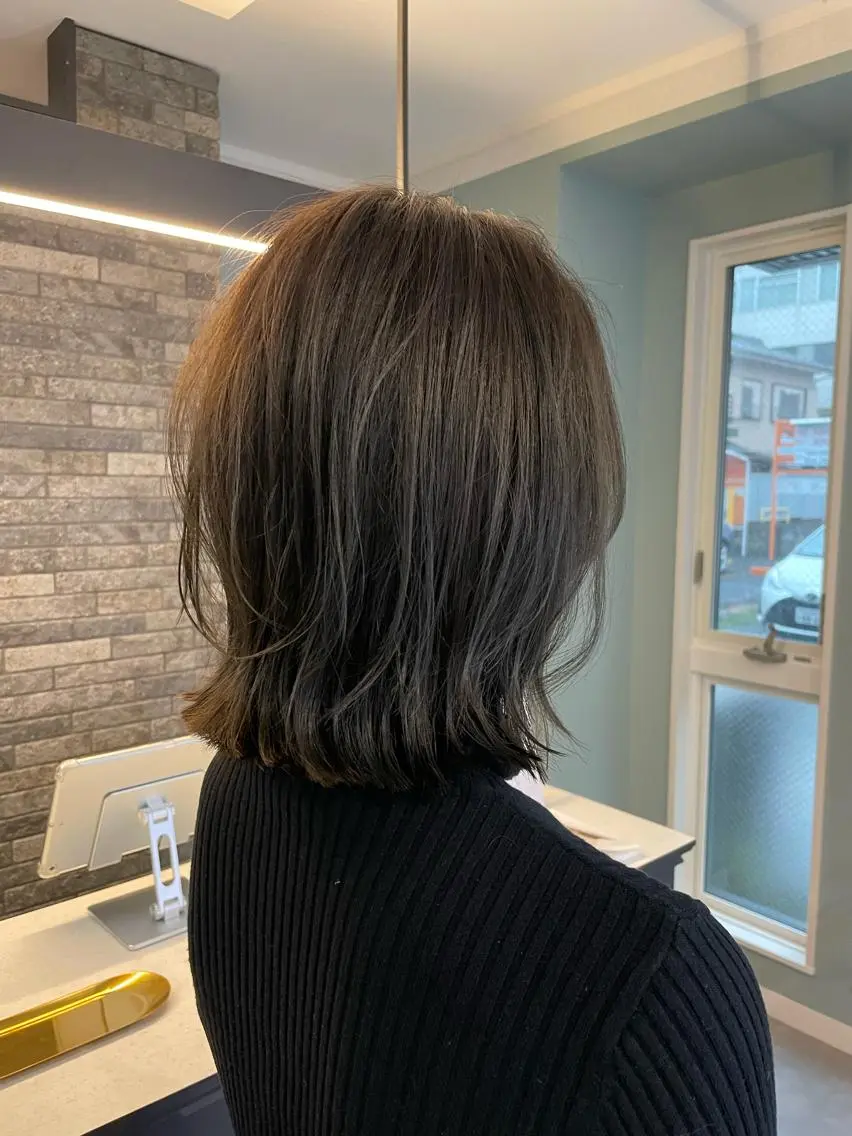 ミディアム ボブレイヤー アッシュ ボブ レイヤーカット Dia✂︎ 高澤優希のヘアスタイル