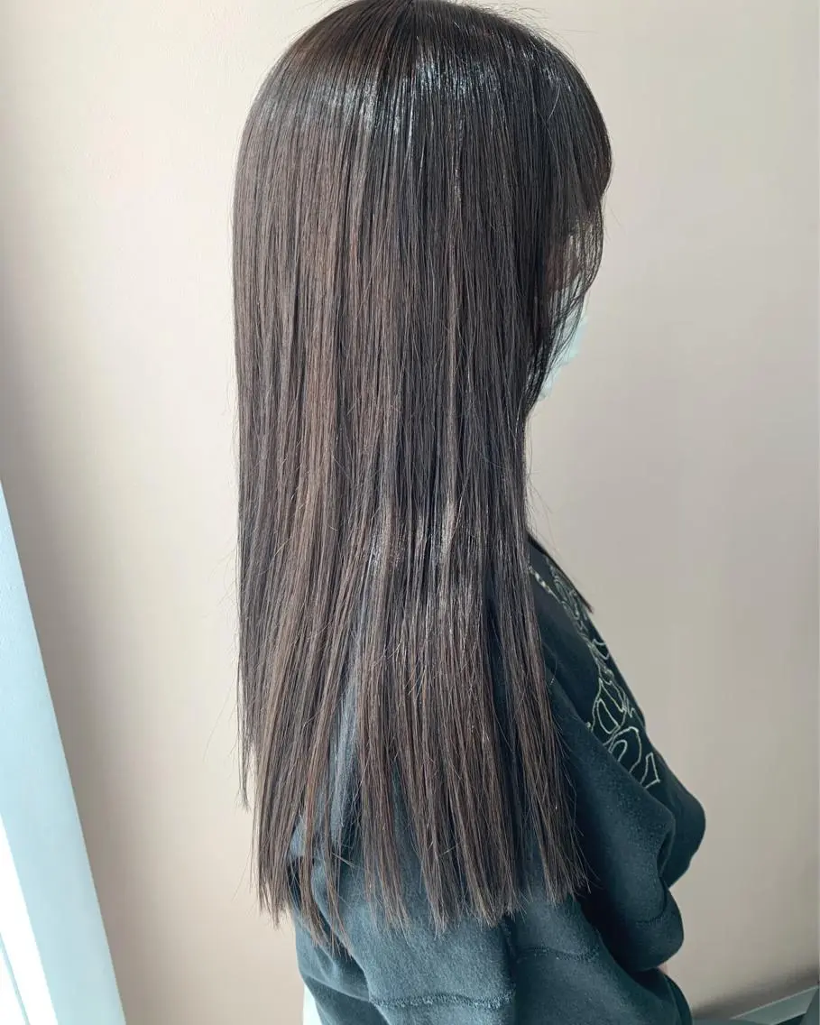 ロング カラー ベージュカラー hubhair レイヤー/透明感のヘアスタイル