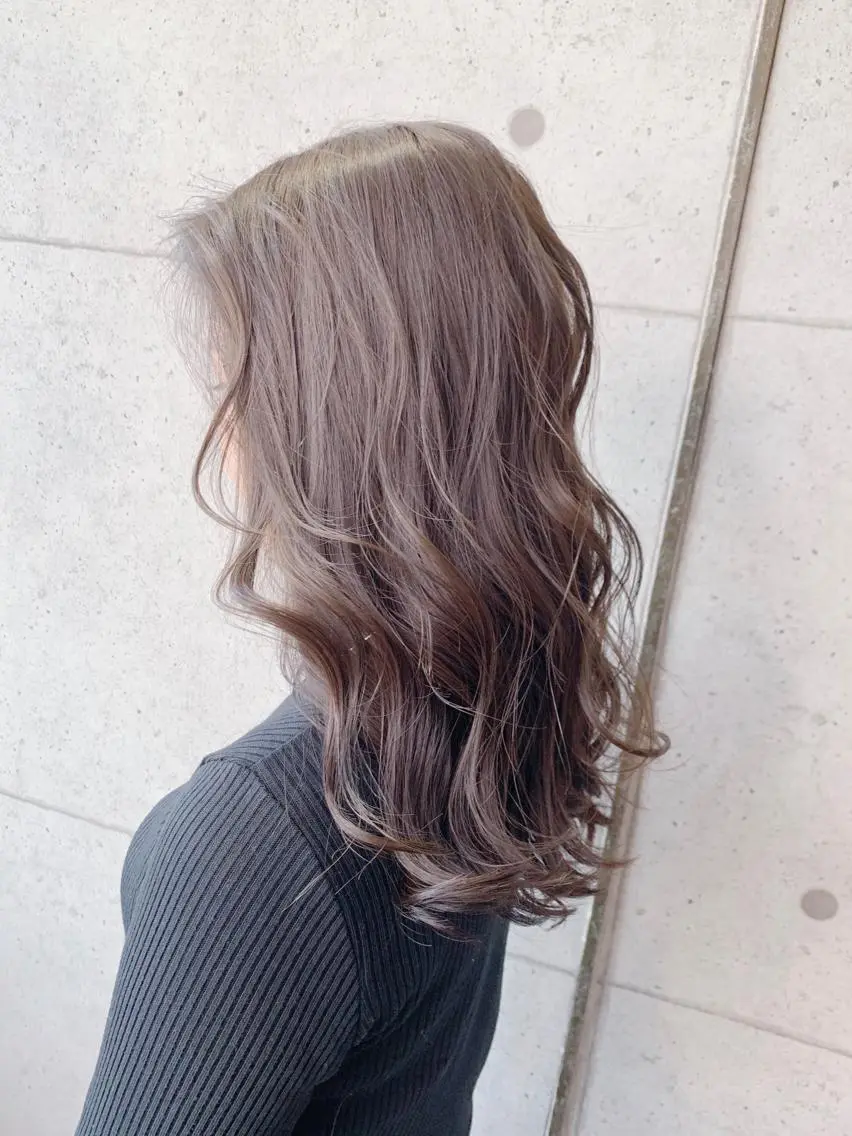 セミロング カラー 福森 みずきのヘアスタイル
