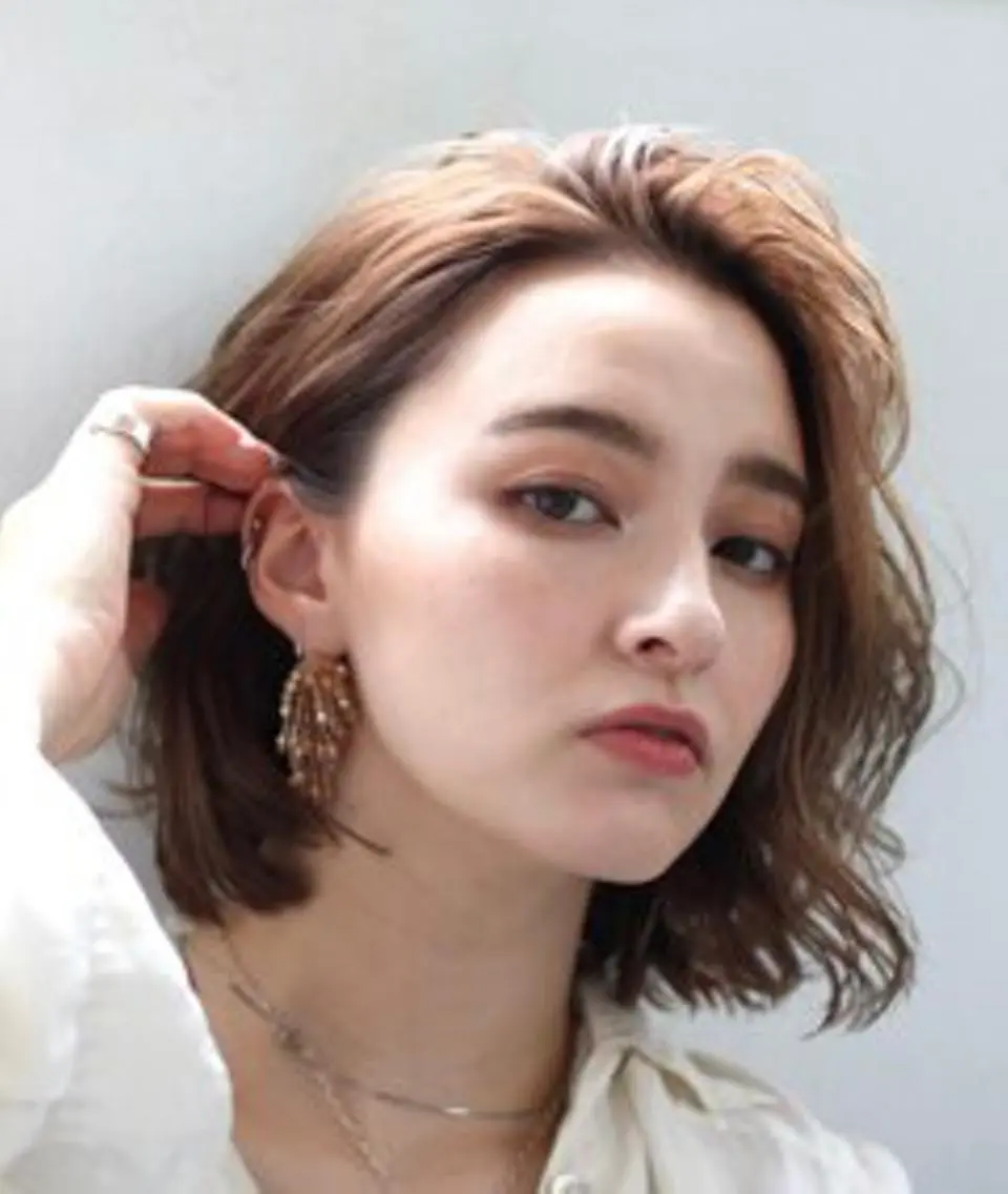 ミディアム カラー カット ヘアカラー トリートメント 土屋 悠人のヘアスタイル