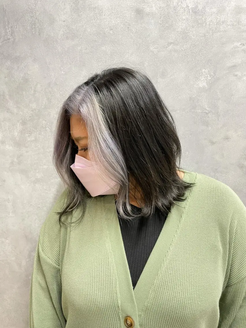 ミディアム ミストバング 小島 侑衣のヘアスタイル