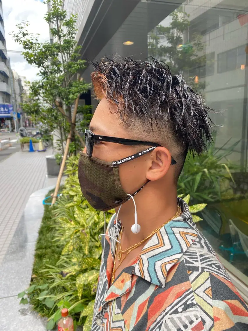 ショート カラー パーマ メンズ メンズブリーチ メンズパーマ メンズツイストパーマ ミストバング ブリーチ Riganuts王子 Hayato✂︎のヘアスタイル